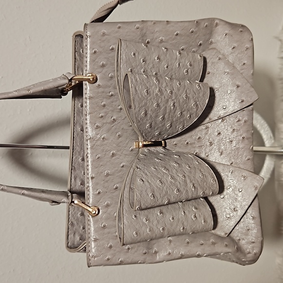 crossi Handbags - Cross hand bag